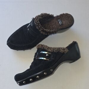 🌸Stuart Weitzman  Suede Clogs with Brown Fur Lining 8.5